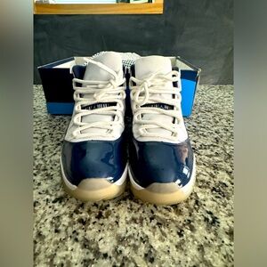 Jordan 11 “Win Like ‘82” size 13!